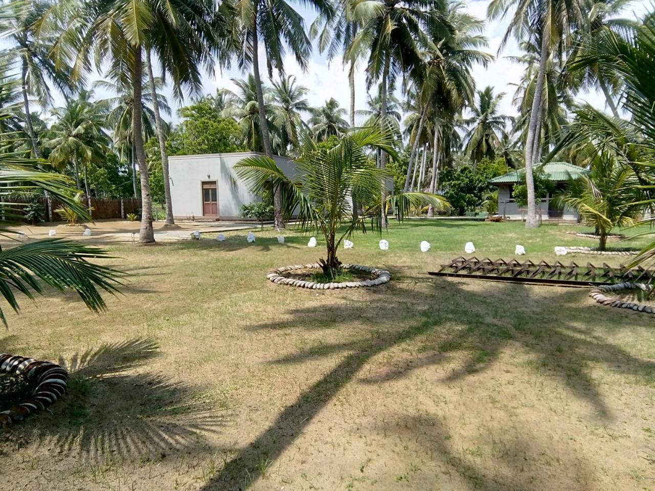 Aqua Front Yala Resort Kirinda  Buitenkant foto